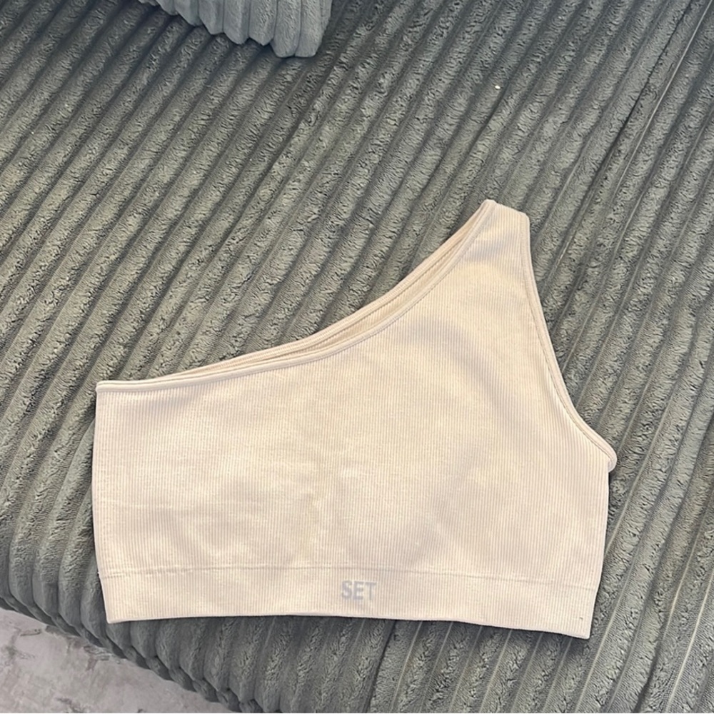 SET Active One-Shoulder Cream Sports Bra